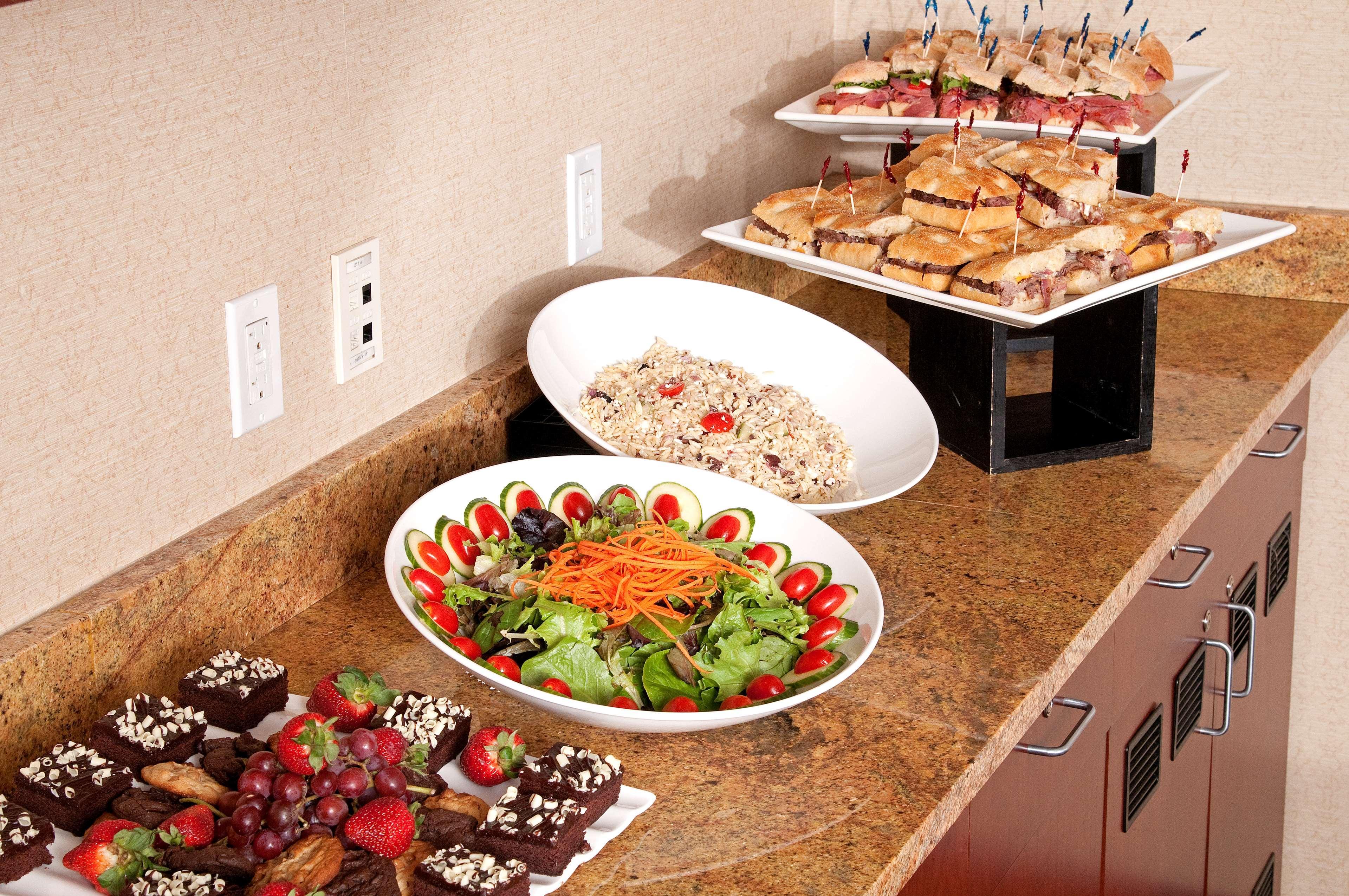 Hilton Garden Inn Albany Medical Center Eksteriør bilde